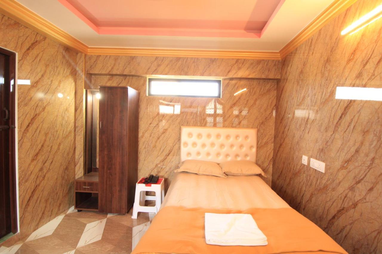 French Breeze Residency Hotel Pondicherry Exterior photo