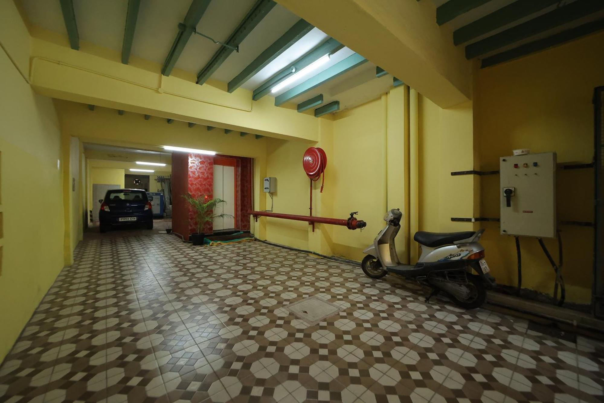 French Breeze Residency Hotel Pondicherry Exterior photo
